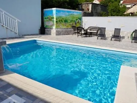 Вилла Luketini Dvori, Primosten