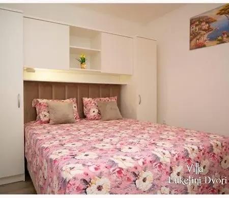 Luketini Dvori, Primosten Вилла Krusevo (Sibenik-Knin)