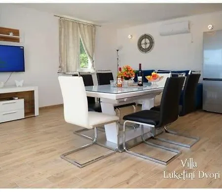 Luketini Dvori, Primosten Krusevo (Sibenik-Knin)