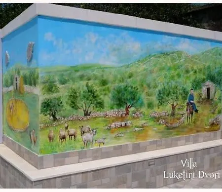 Luketini Dvori, Primosten 别墅