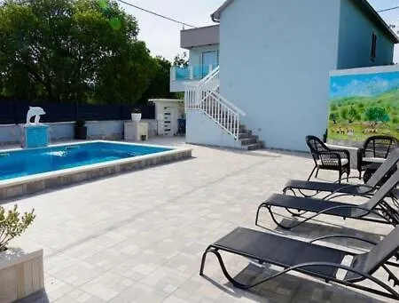 Luketini Dvori, Primosten Вилла Krusevo (Sibenik-Knin)