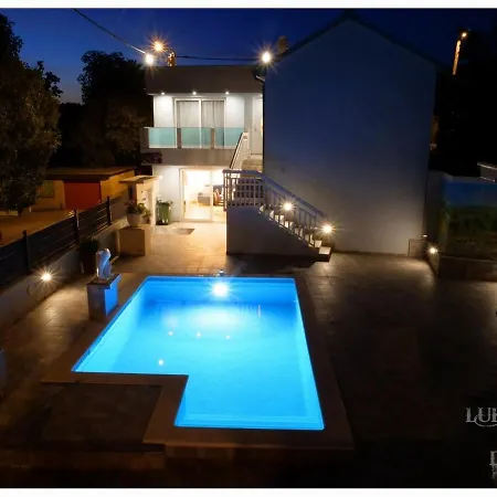 Вилла Luketini Dvori, Primosten