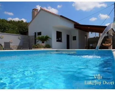 Вилла Luketini Dvori, Primosten *