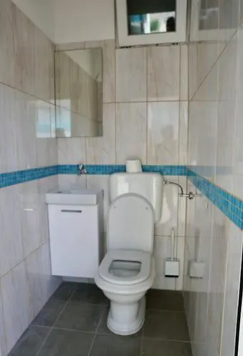 Luketini Dvori, Primosten