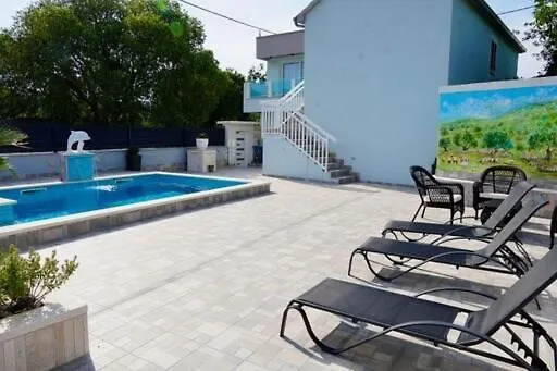 Luketini Dvori, Primosten Vila Krusevo (Sibenik-Knin)