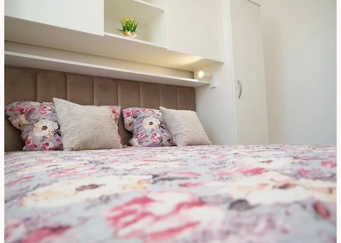 Luketini Dvori, Primosten Vila Krusevo (Sibenik-Knin)