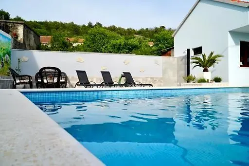 Luketini Dvori, Primosten Krusevo (Sibenik-Knin)